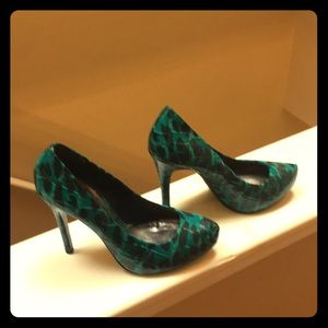 River island Teal leopard print heels